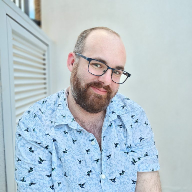 Hi, I'm Charlie Charlie Wand, owner of Wand Vintage, a vintage decor and interiors shop based in Exeter Devon